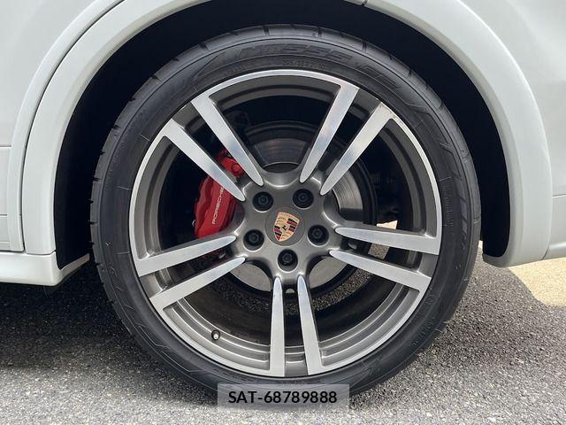 Porsche CAYENNE 2013-11 5875430-13