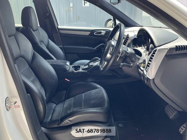 Porsche CAYENNE 2013-11 5875430-18
