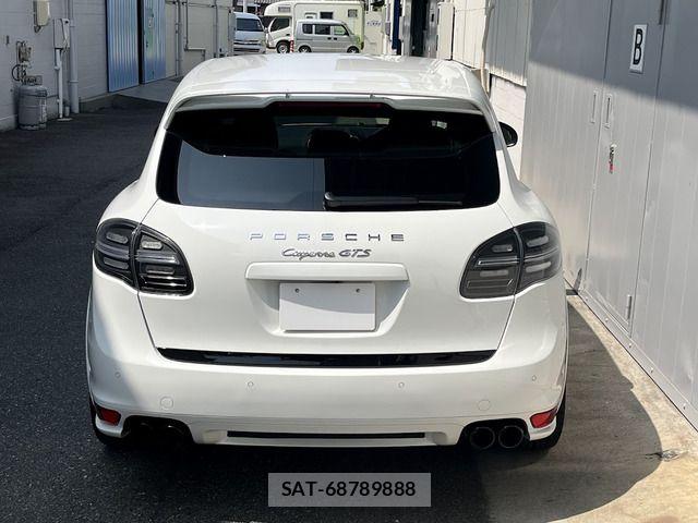 Porsche CAYENNE 2013-11 5875430-4