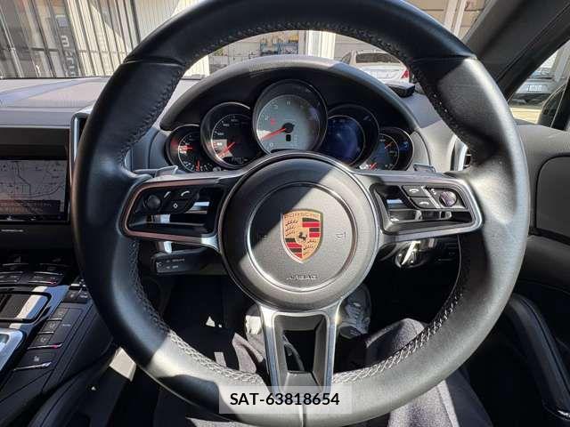 Porsche CAYENNE 2016-03 5875428-13