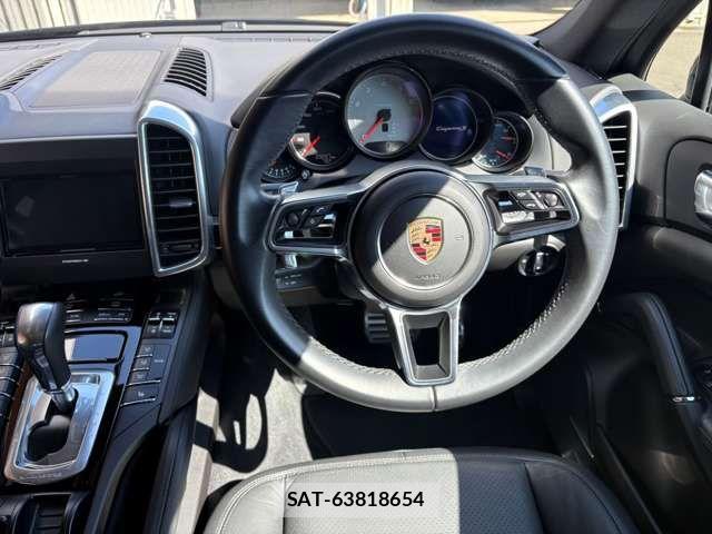 Porsche CAYENNE 2016-03 5875428-1