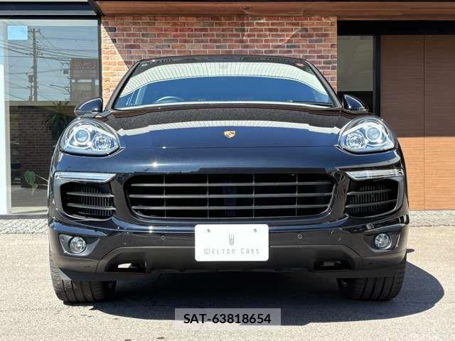 Porsche CAYENNE 2016-03 5875428-3