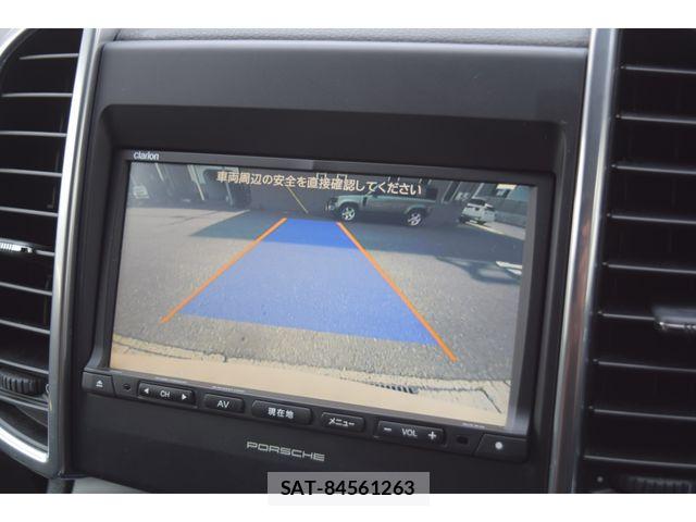 Porsche CAYENNE 2016-06 5875434-18