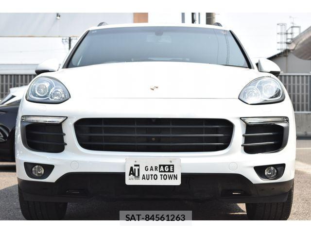 Porsche CAYENNE 2016-06 5875434-1