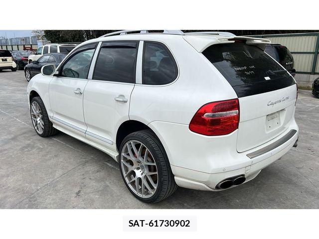Porsche CAYENNE 2008-01 5875432-2