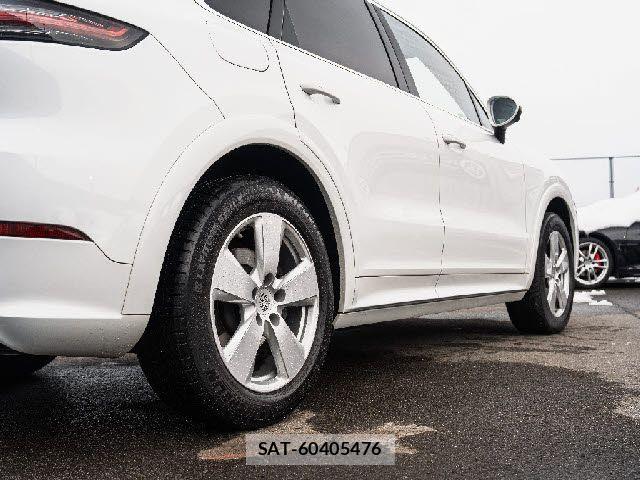Porsche CAYENNE 2018-08 6246657-14
