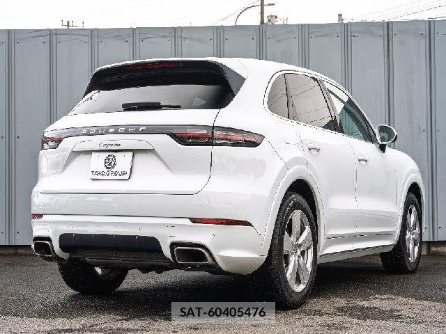 Porsche CAYENNE 2018-08 6246657-4