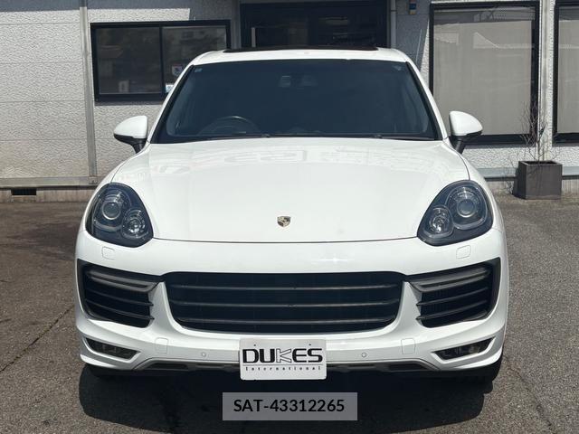 Porsche CAYENNE 2015-06 6246658-2