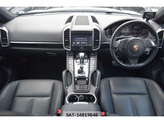 Porsche CAYENNE 2014-12 6546449-15