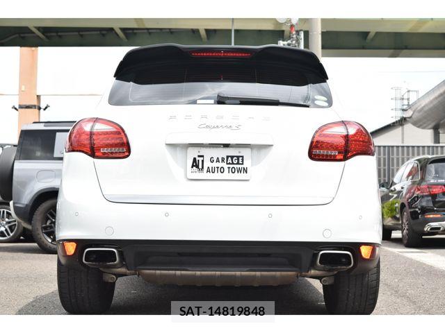 Porsche CAYENNE 2014-12 6546449-4
