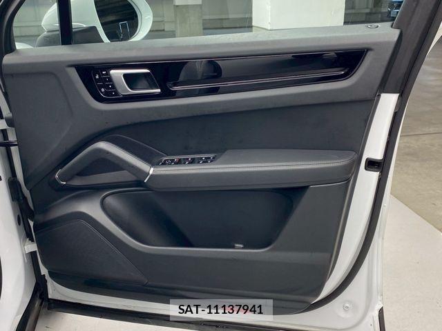 Porsche CAYENNE 2019-12 6614141-19