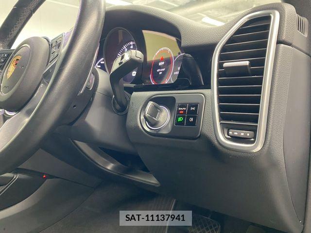Porsche CAYENNE 2019-12 6614141-25