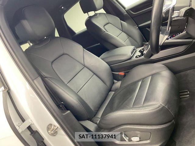 Porsche CAYENNE 2019-12 6614141-3