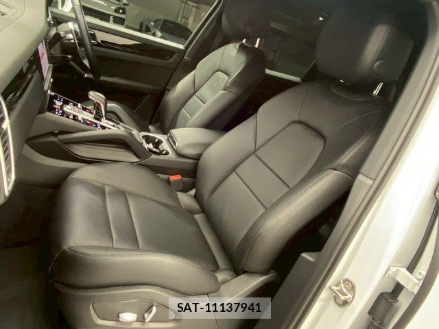 Porsche CAYENNE 2019-12 6614141-4
