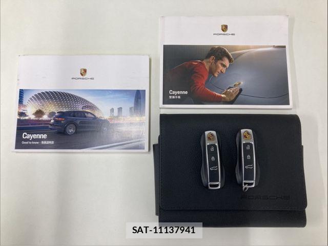 Porsche CAYENNE 2019-12 6614141-5