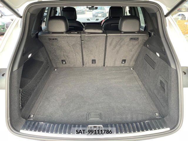 Porsche CAYENNE 2019-08 6614142-11