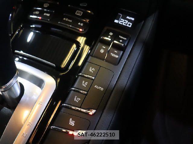 Porsche CAYENNE 2017-04 6642214-15
