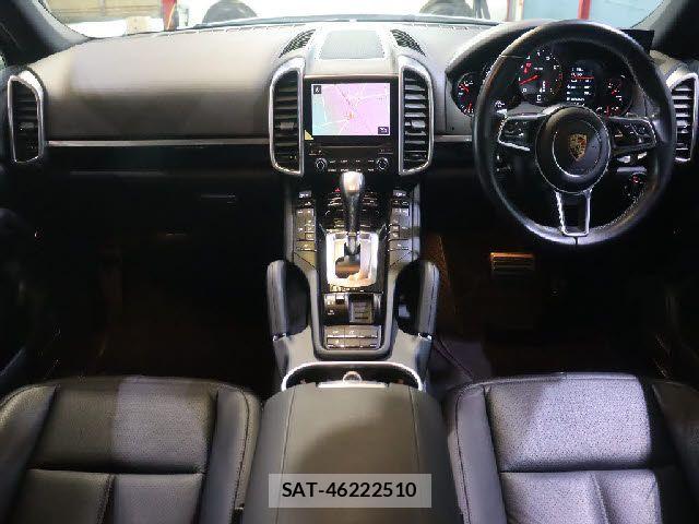Porsche CAYENNE 2017-04 6642214-1