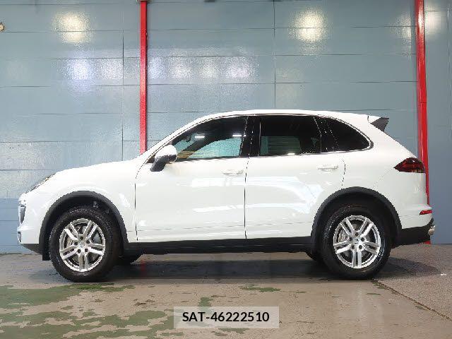 Porsche CAYENNE 2017-04 6642214-2