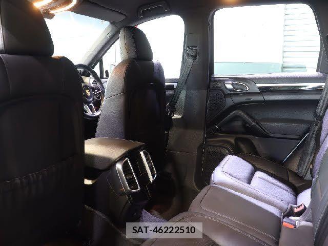 Porsche CAYENNE 2017-04 6642214-29