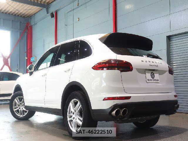 Porsche CAYENNE 2017-04 6642214-3
