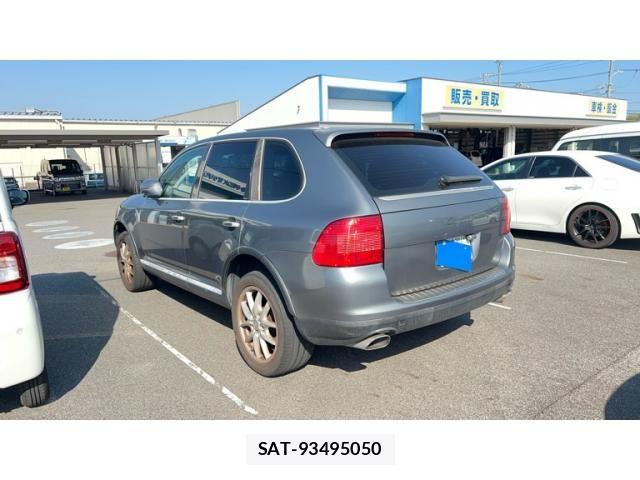 Porsche CAYENNE 2004-04 6997133-6