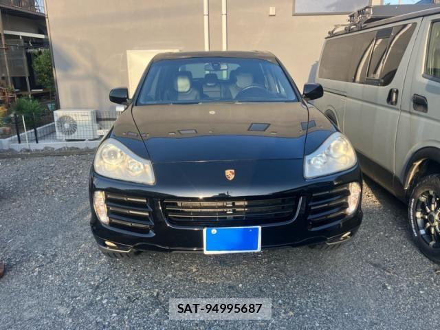 Porsche CAYENNE 2012-02 7215933-2