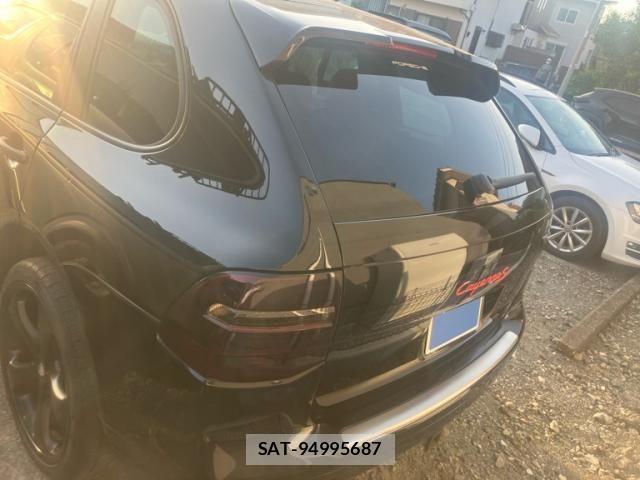 Porsche CAYENNE 2012-02 7215933-8