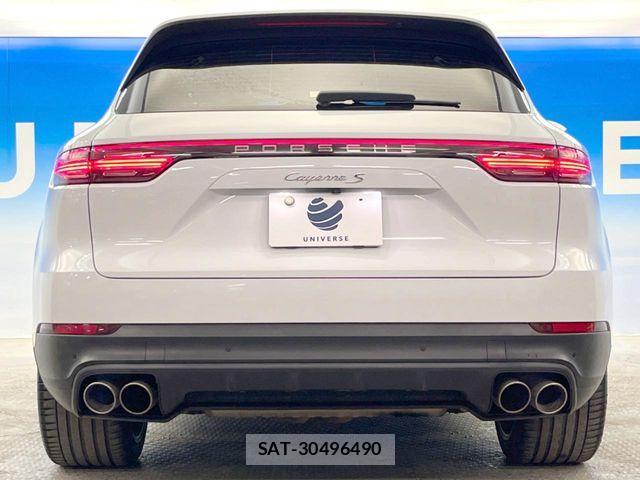 Porsche CAYENNE 2019-03 7223549-12