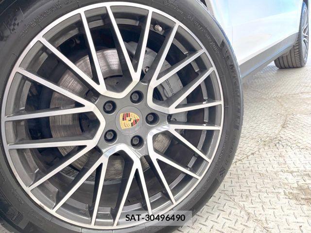 Porsche CAYENNE 2019-03 7223549-16