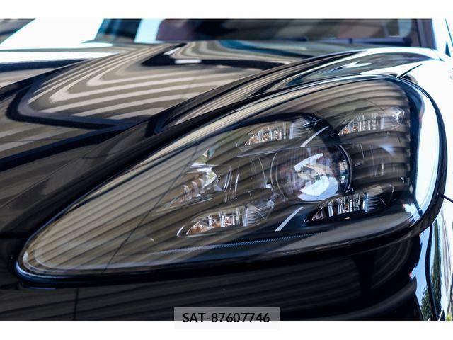 Porsche CAYENNE 2018-12 7251915-11