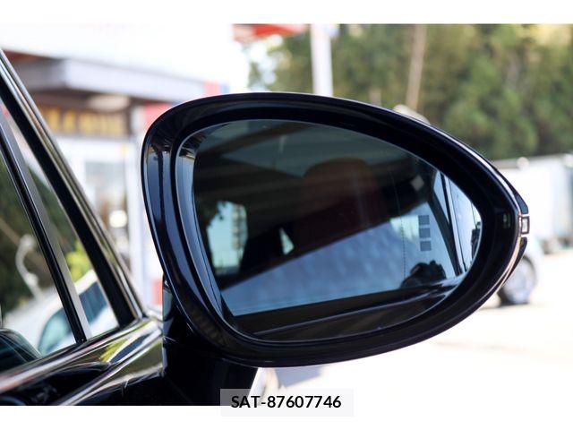 Porsche CAYENNE 2018-12 7251915-13