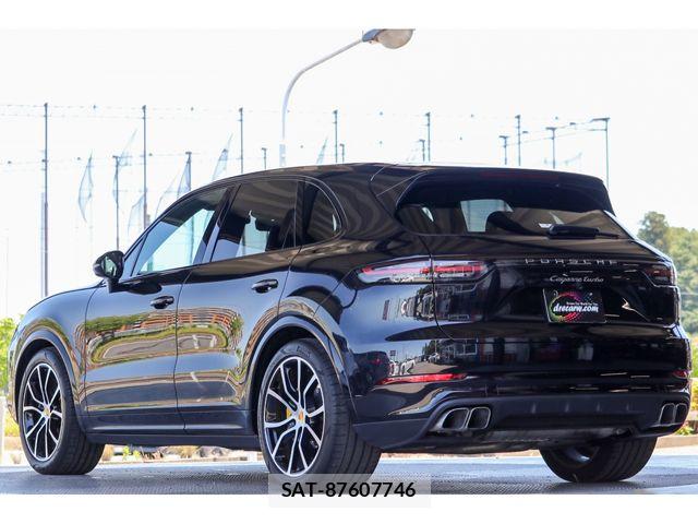 Porsche CAYENNE 2018-12 7251915-2