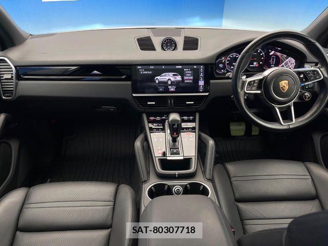 Porsche CAYENNE 2020-06 7251911-1