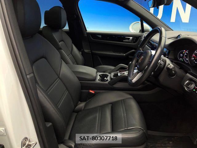 Porsche CAYENNE 2020-06 7251911-8