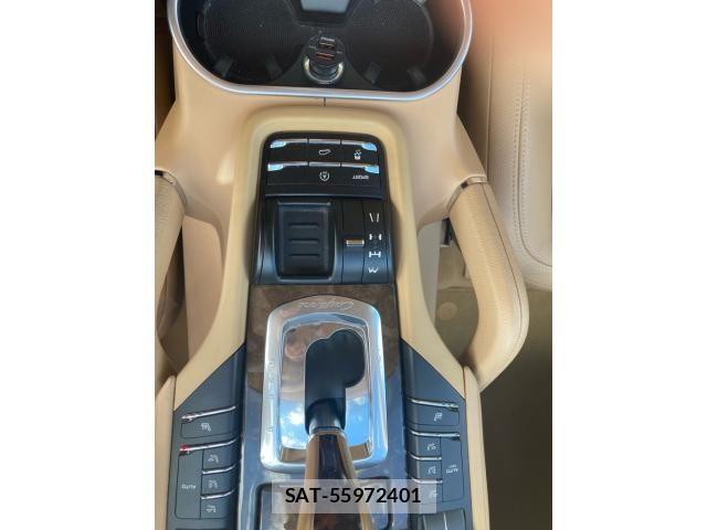 Porsche CAYENNE 2011-06 7272703-22