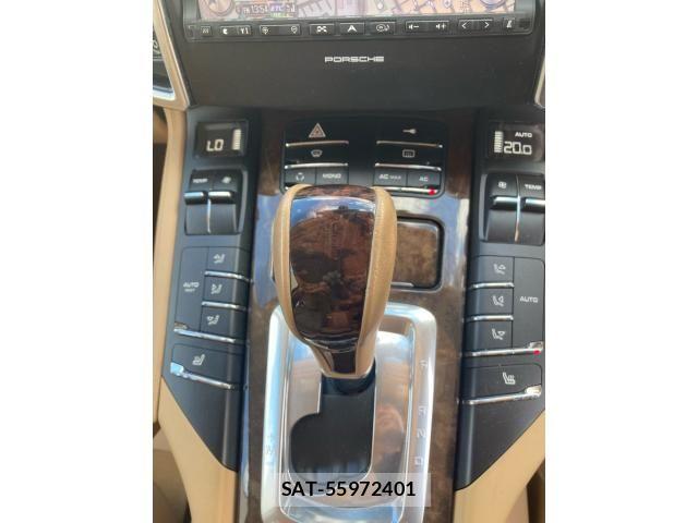 Porsche CAYENNE 2011-06 7272703-23