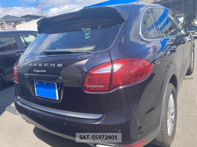 Porsche CAYENNE 2011-06 7272703-3