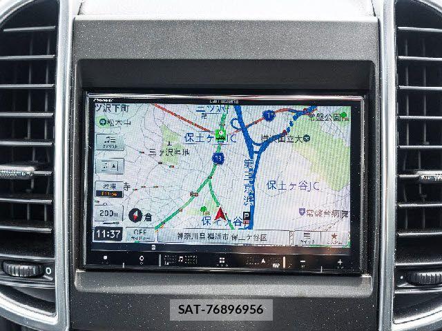 Porsche CAYENNE 2011-04 7215922-9