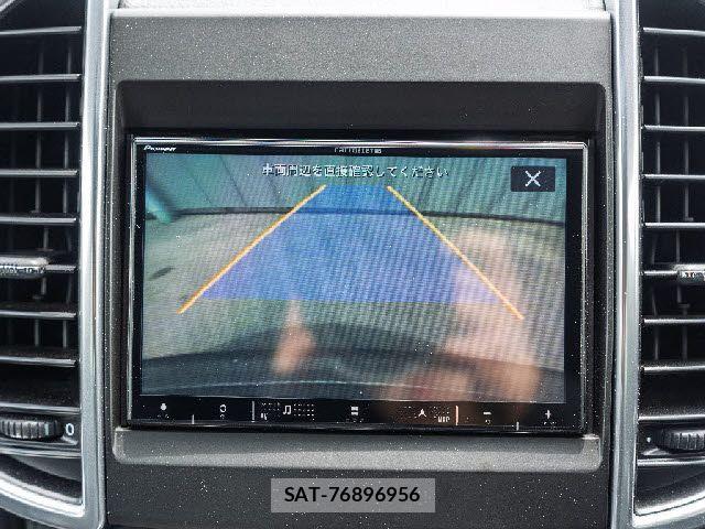 Porsche CAYENNE 2011-04 7215922-15