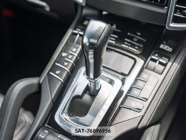 Porsche CAYENNE 2011-04 7215922-8