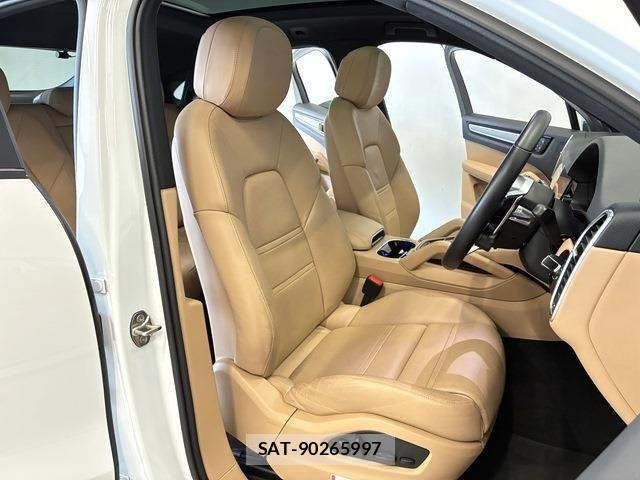 Porsche CAYENNE 2022-11 7329344-10