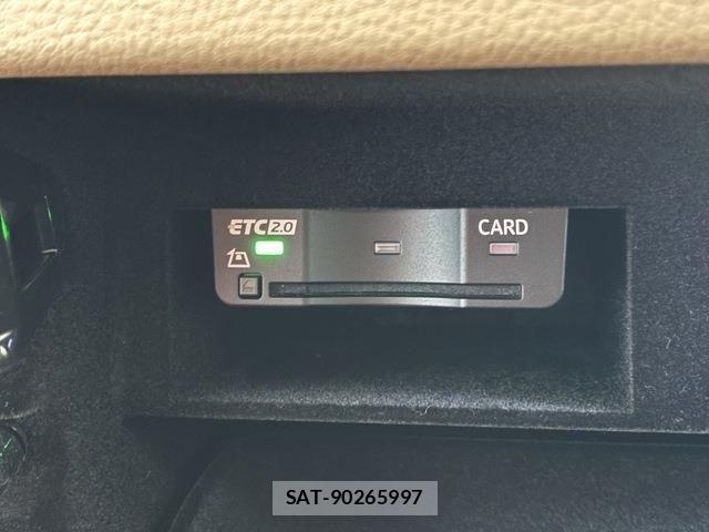 Porsche CAYENNE 2022-11 7329344-18