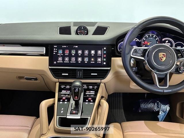 Porsche CAYENNE 2022-11 7329344-24