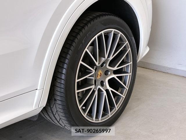 Porsche CAYENNE 2022-11 7329344-26