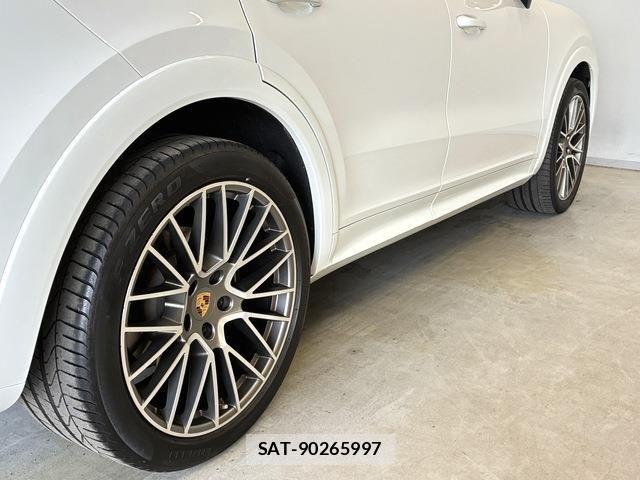 Porsche CAYENNE 2022-11 7329344-27
