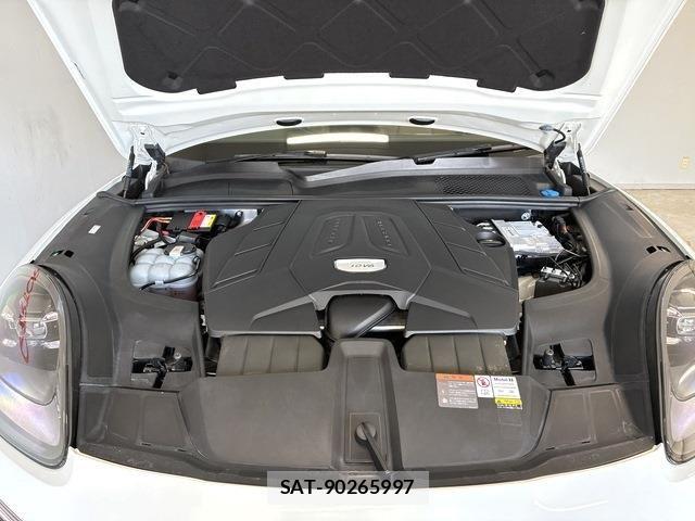 Porsche CAYENNE 2022-11 7329344-29