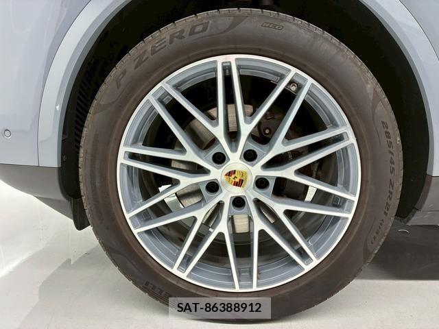 Porsche CAYENNE 2024-01 815149-15