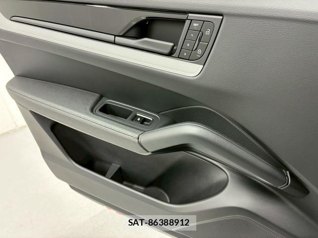 Porsche CAYENNE 2024-01 815149-44