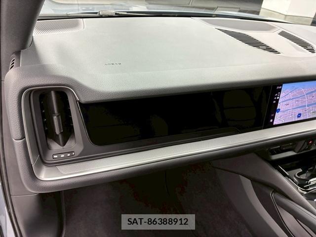 Porsche CAYENNE 2024-01 815149-49